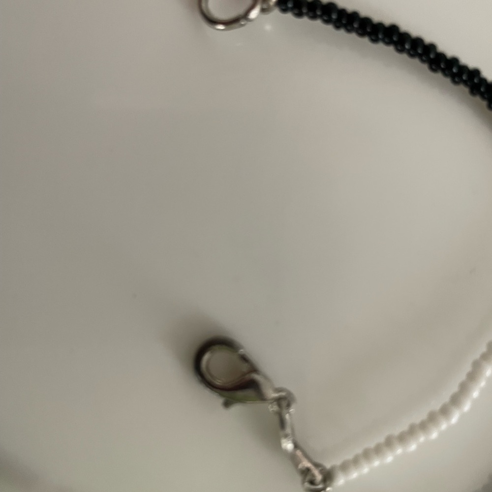 Yin Yang Necklace - Picture 3 of 3
